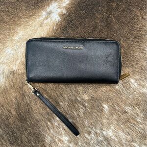 Michael Kors Black and Gold Zip Wallet